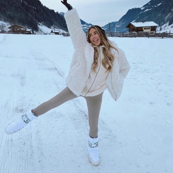 ZARA faux fur shearling jacket with hoodie coat blogger favorite - Picture 8 of 15